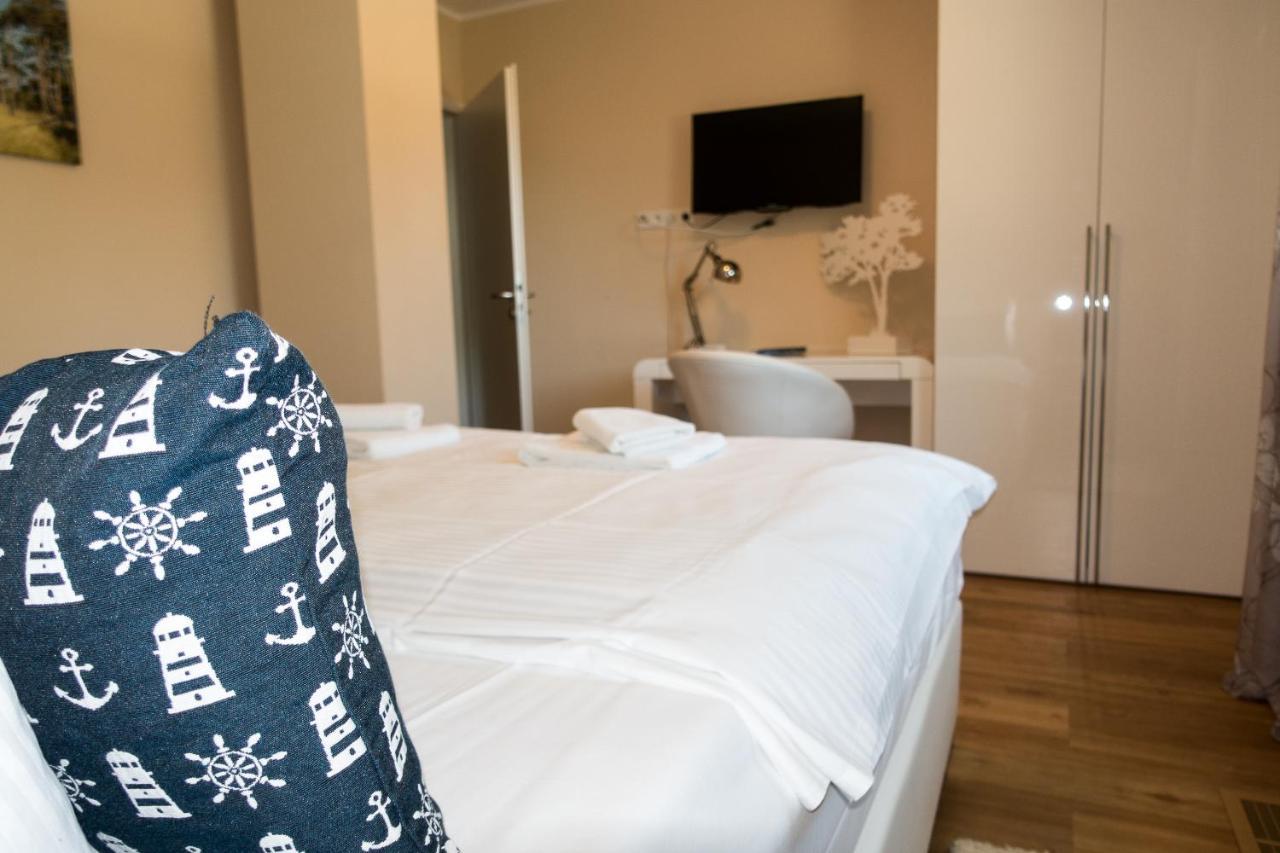 Villa Premiumhaus Bodden Und Mehr-Brise Born Esterno foto