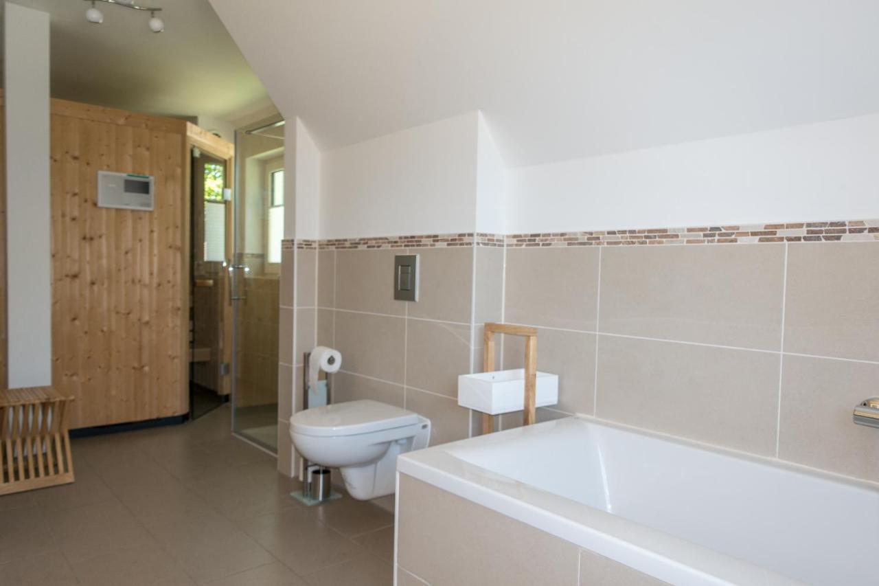 Villa Premiumhaus Bodden Und Mehr-Brise Born Esterno foto